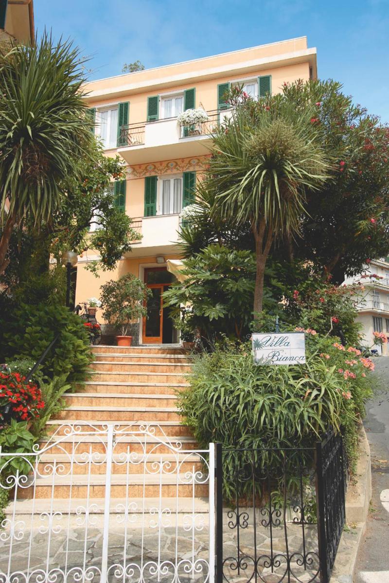 Hotel Villa Bianca Лайджелия Екстериор снимка